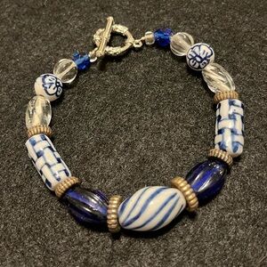 🎉Host Pick🎉 Handcrafted Blue and White Beaded Bracelet Silver Tone